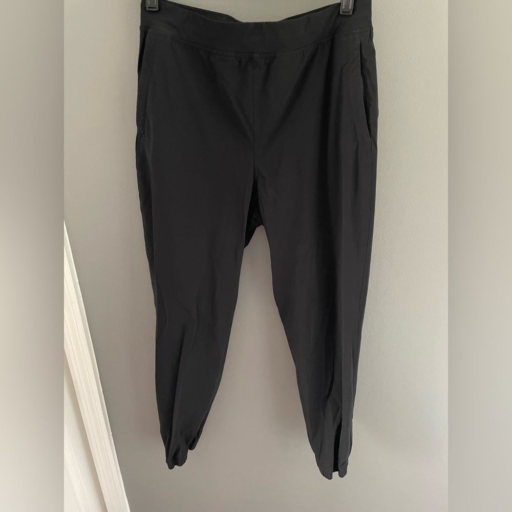 Lululemon 7/8 jogger cuffed ankle